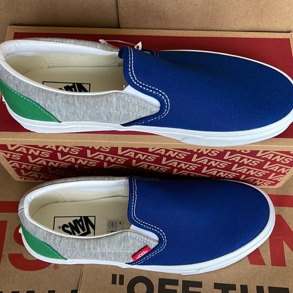 Vans Men’s Classic Slip On Vans Coastal Grey/True White sneakers - Picture 3 of 16